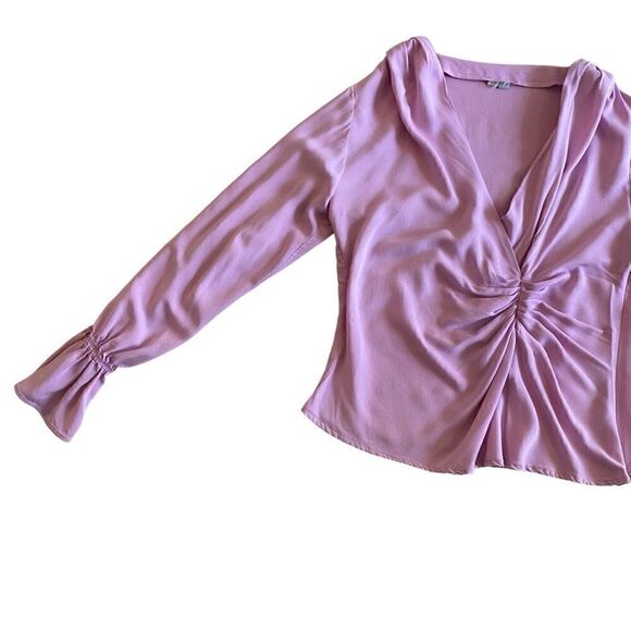 EUC ASOS Design Pink Long Sleeve Gathered Drape Front Top - Picture 2 of 11